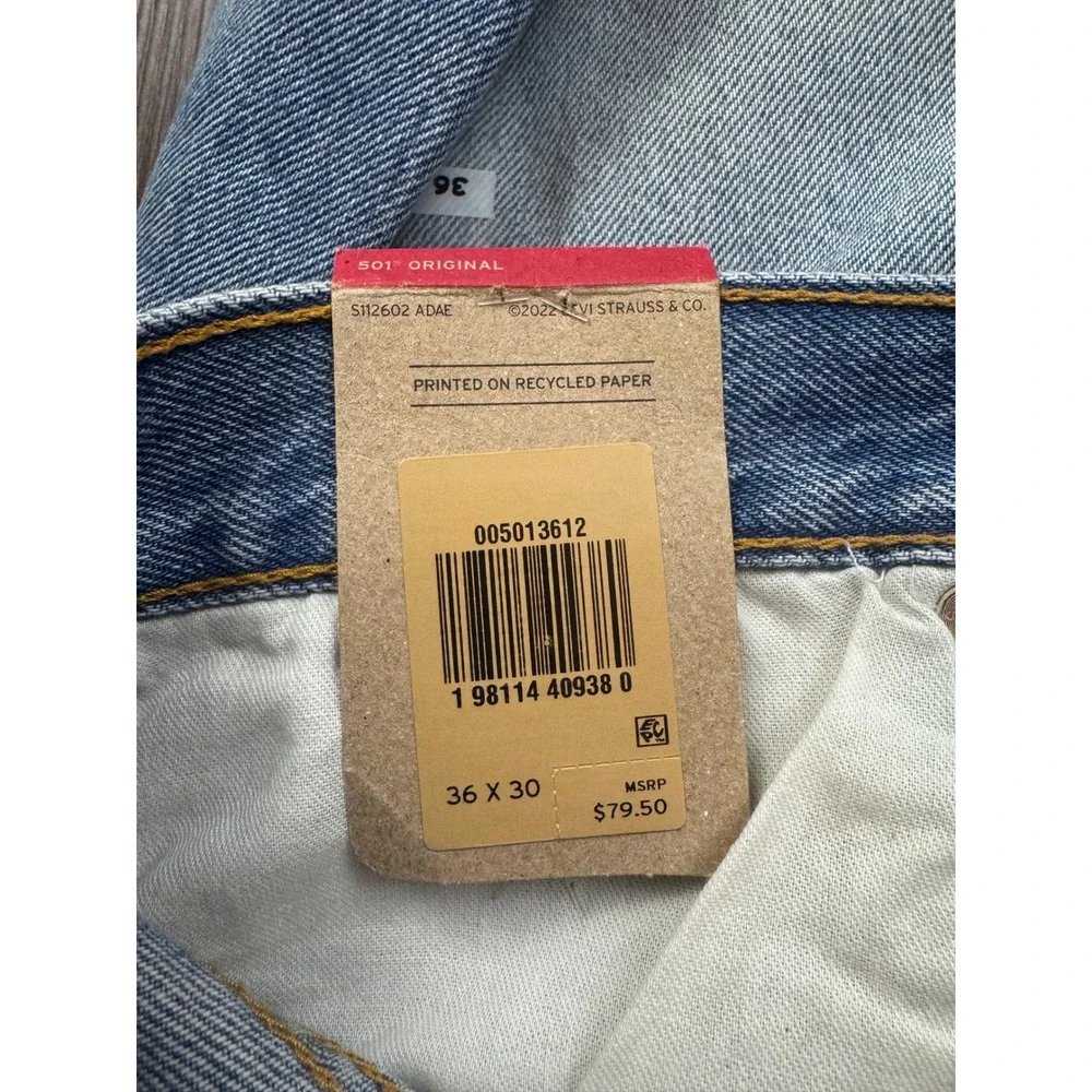 Levis 501 Original Fit Distressed Light Wash Straight Leg Jeans 36x30 005013612
